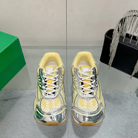 ボッテガ ヴェネタ スニーカー