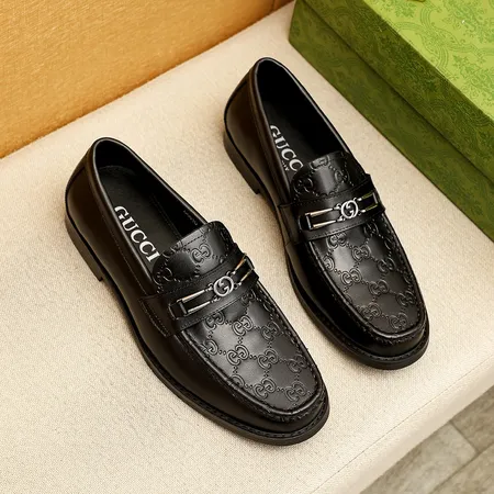 グッチ ビジネスシューズ