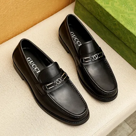 グッチ ビジネスシューズ