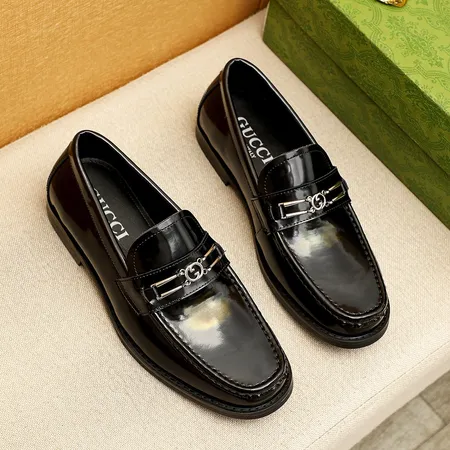 グッチ ビジネスシューズ