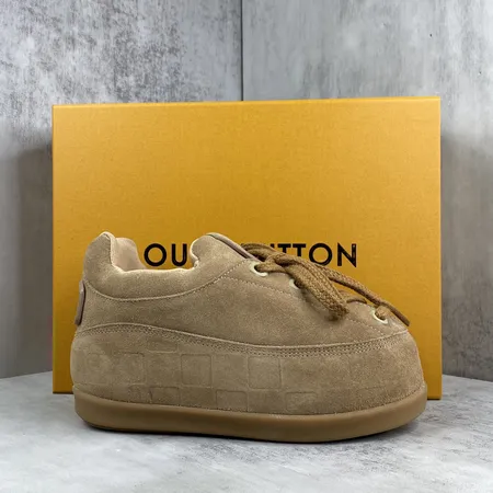 ルイヴィトン カジュアルシューズ
