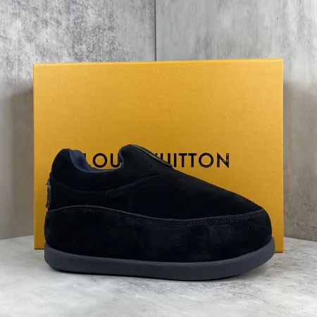 ルイヴィトン カジュアルシューズ