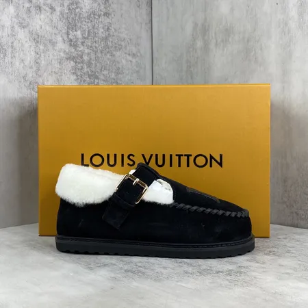 ルイヴィトン カジュアルシューズ