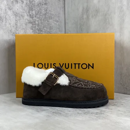 ルイヴィトン カジュアルシューズ