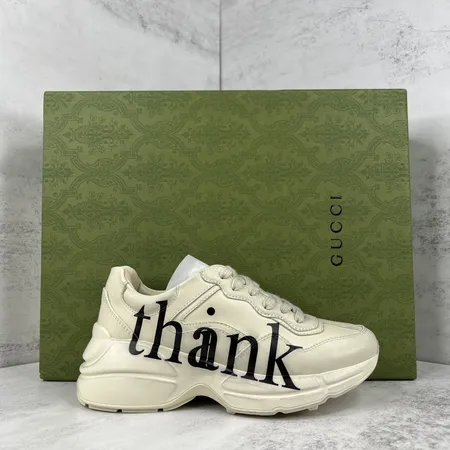 グッチ スニーカー