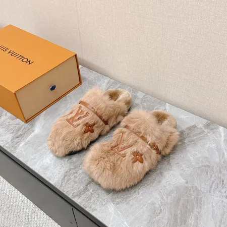 ルイヴィトン スリッパ