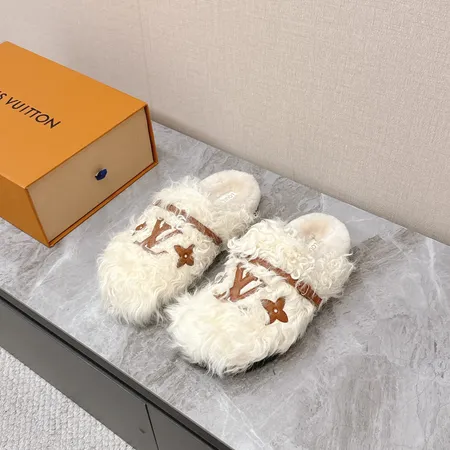 ルイヴィトン スリッパ