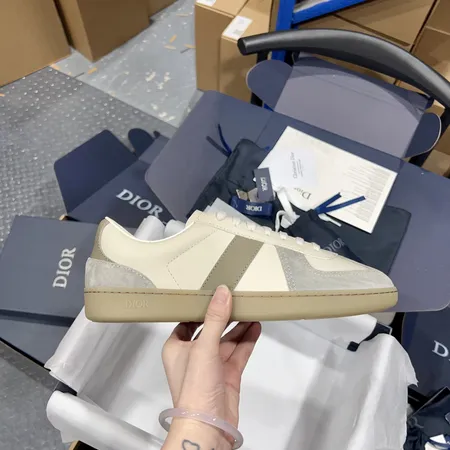 ディオール カジュアルシューズ