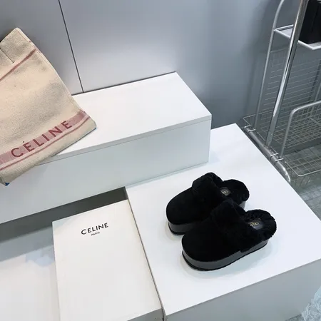セリーヌ スリッパ
