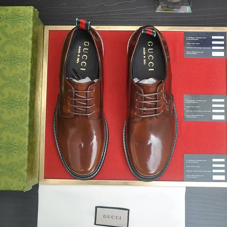 グッチ ビジネスシューズ
