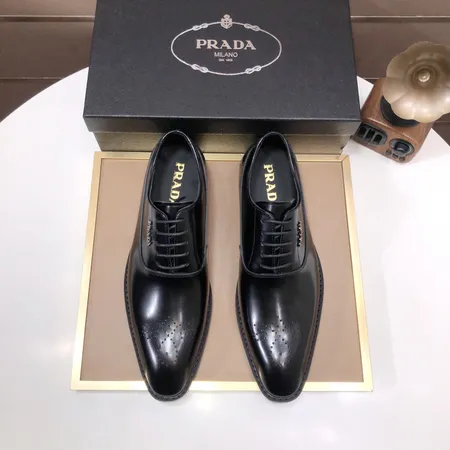 プラダ ビジネスシューズ