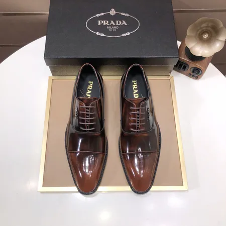 プラダ ビジネスシューズ