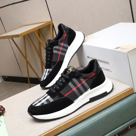 バーバリー ス スニーカー