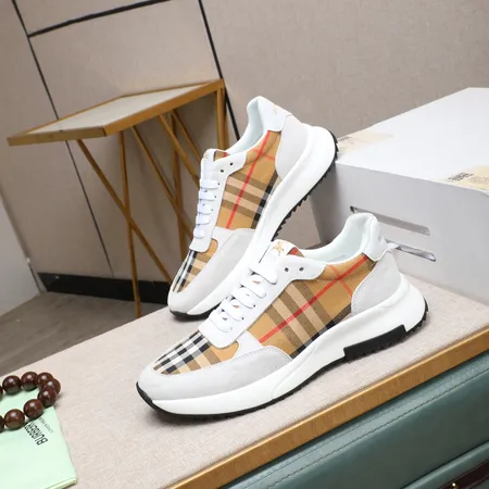 バーバリー ス スニーカー