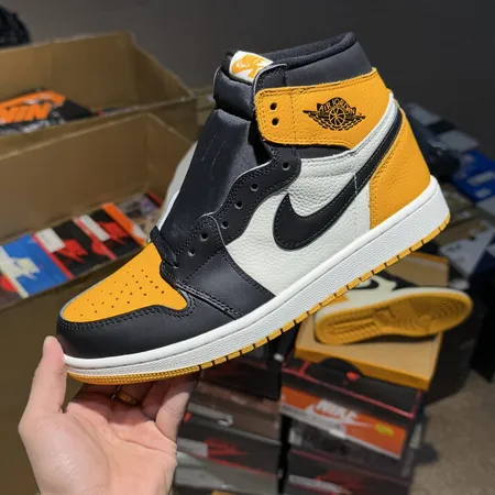 ナイキ カジュアルシューズ