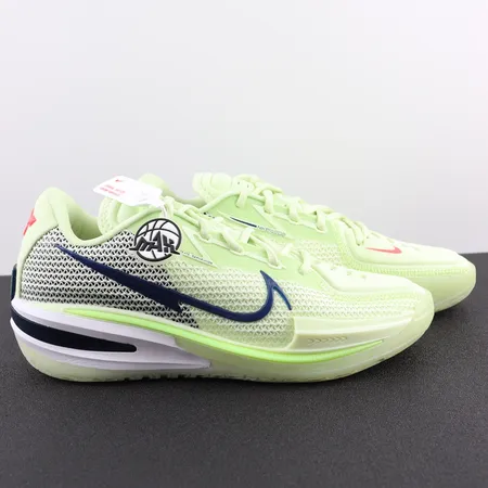 ナイキ スニーカー