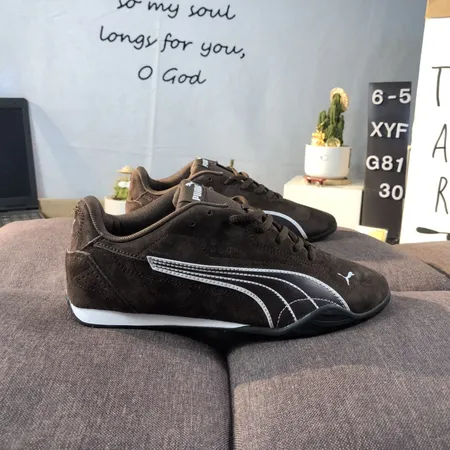 プーマ カジュアルシューズ