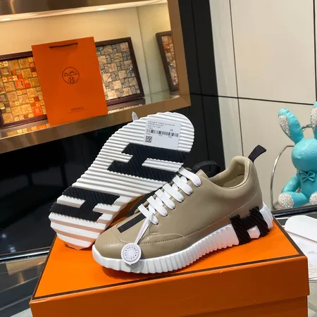 エルメス カジュアルシューズ