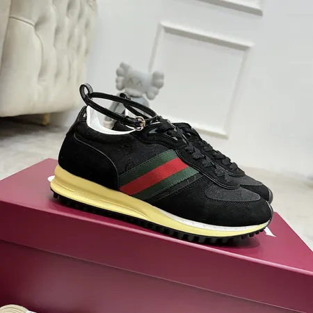 グッチ スニーカー