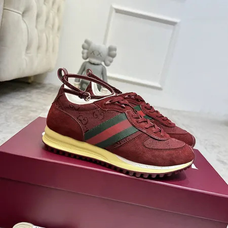 グッチ スニーカー