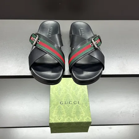 グッチ スリッパ