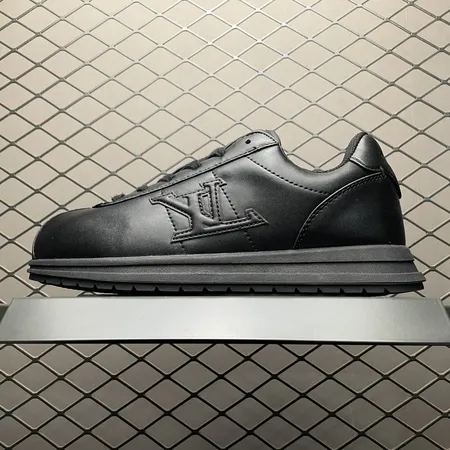 ルイヴィトン スニーカー