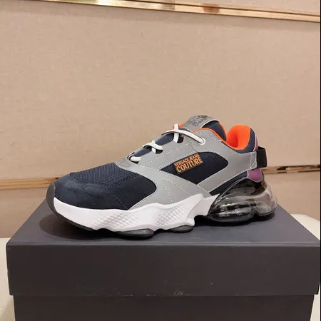 ヴェルサーチ スニーカー