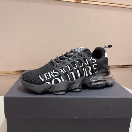 ヴェルサーチ スニーカー