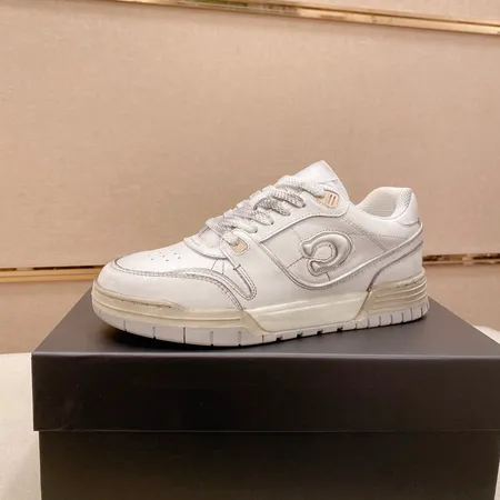 コーチ カジュアルシューズ