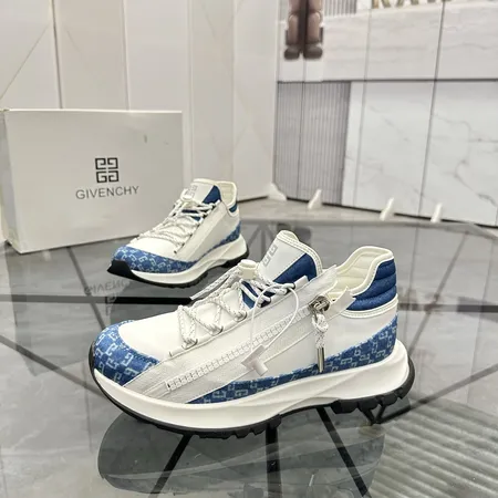 ジバンシィ スニーカー