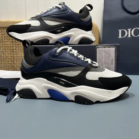 ディオール スニーカー