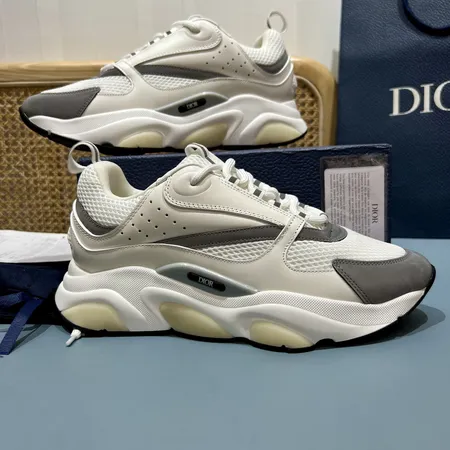 ディオール スニーカー