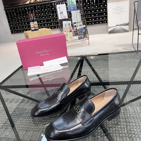 フェラガモ ビジネスシューズ