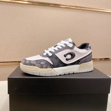 コーチ カジュアルシューズ