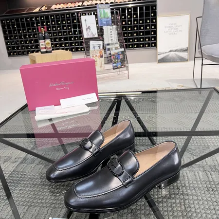 フェラガモ ビジネスシューズ