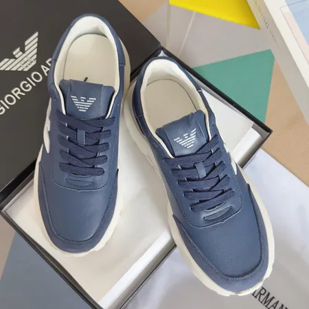 アルマーニ カジュアルシューズ