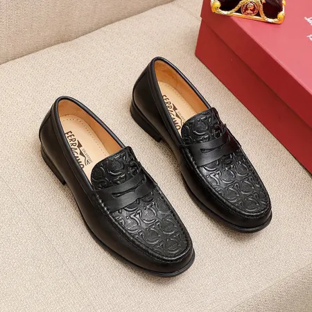 フェラガモ ビジネスシューズ