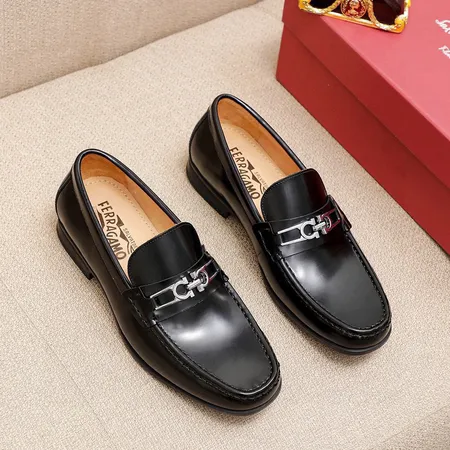 フェラガモ ビジネスシューズ