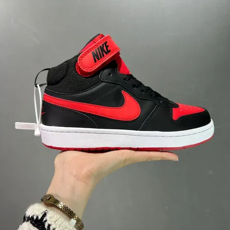 ナイキ カジュアルシューズ