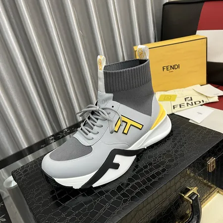 フェンディ スニーカー