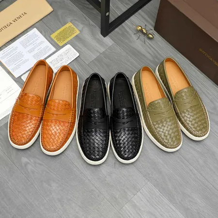 ボッテガ ヴェネタ カジュアルシューズ