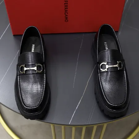 フェラガモ ビジネスシューズ