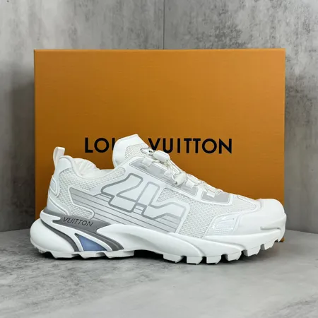 ルイヴィトン スニーカー