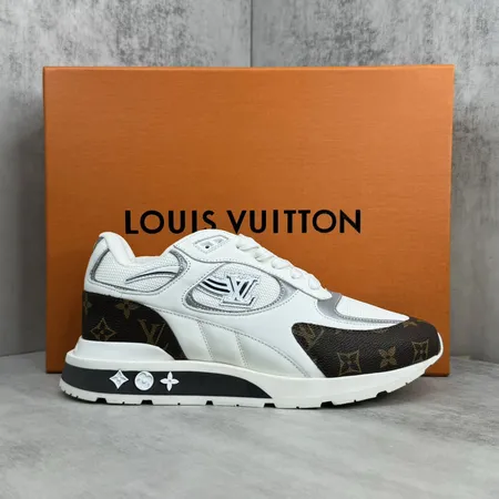 ルイヴィトン スニーカー