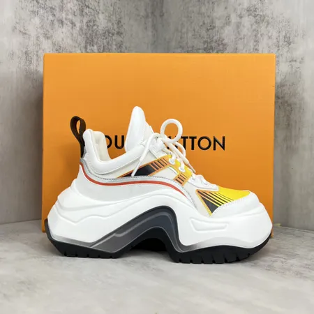 ルイヴィトン スニーカー