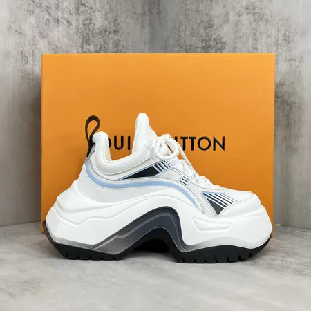 ルイヴィトン スニーカー