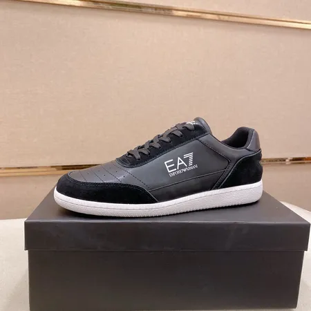 アルマーニ カジュアルシューズ