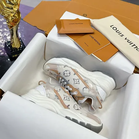 ルイヴィトン スニーカー