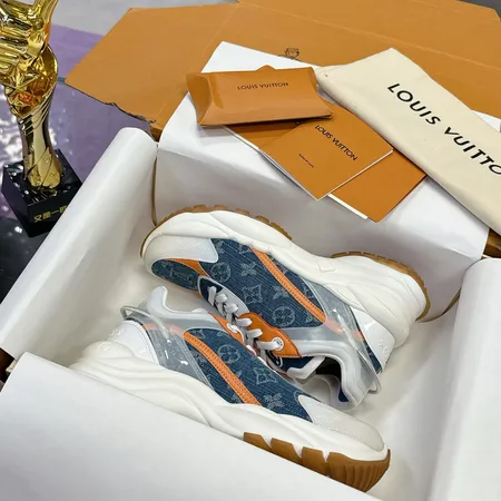 ルイヴィトン スニーカー