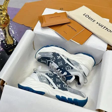 ルイヴィトン スニーカー